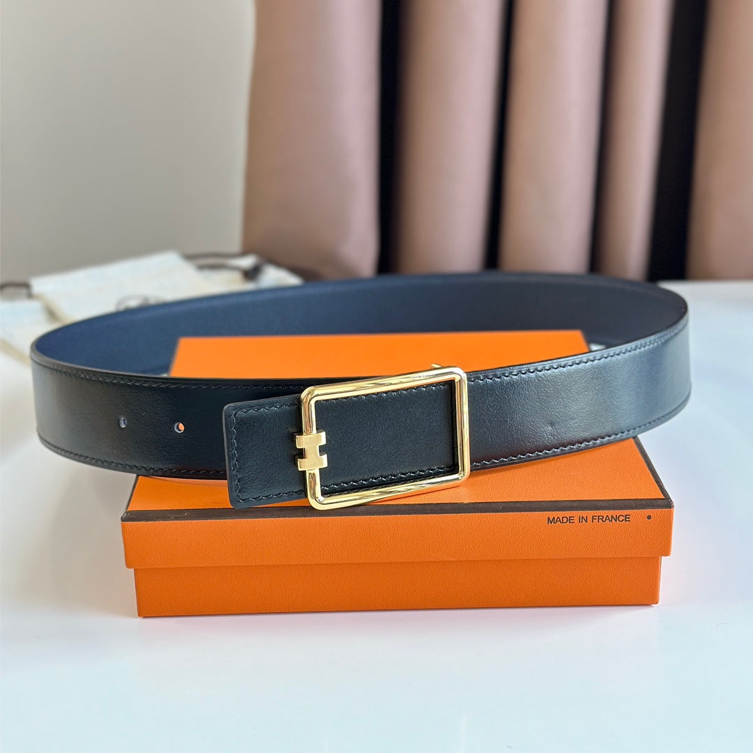 HM TUBE H BELT BUCKLE & REVERSIBLE BLACK AND AEGEAN BLUE LEATHER STRAP 38MM GOLD HARDWARE - 30