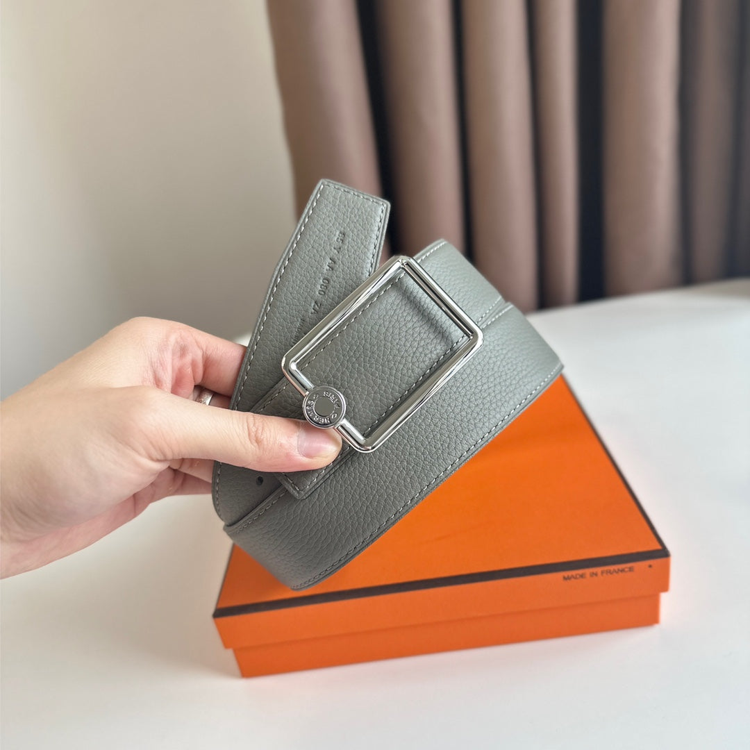 HM OSCAR BELT BUCKLE & REVERSIBLE BLACK AND ASH GREY LEATHER STRAP 38MM SILVER HARDWARE - 30