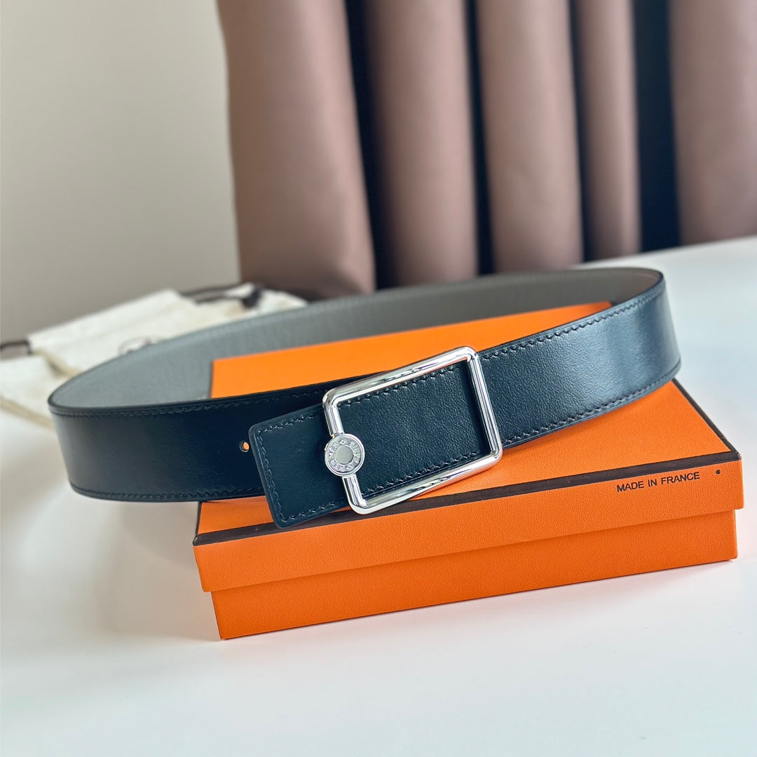HM OSCAR BELT BUCKLE & REVERSIBLE BLACK AND ASH GREY LEATHER STRAP 38MM SILVER HARDWARE - 30
