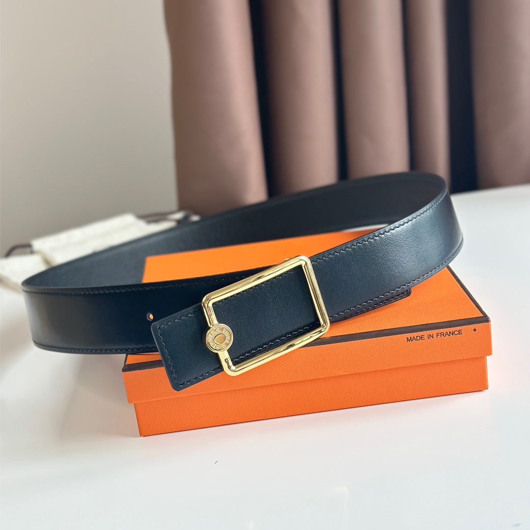 HM OSCAR BELT BUCKLE & REVERSIBLE BLACK LEATHER STRAP 38MM GOLD HARDWARE - 30