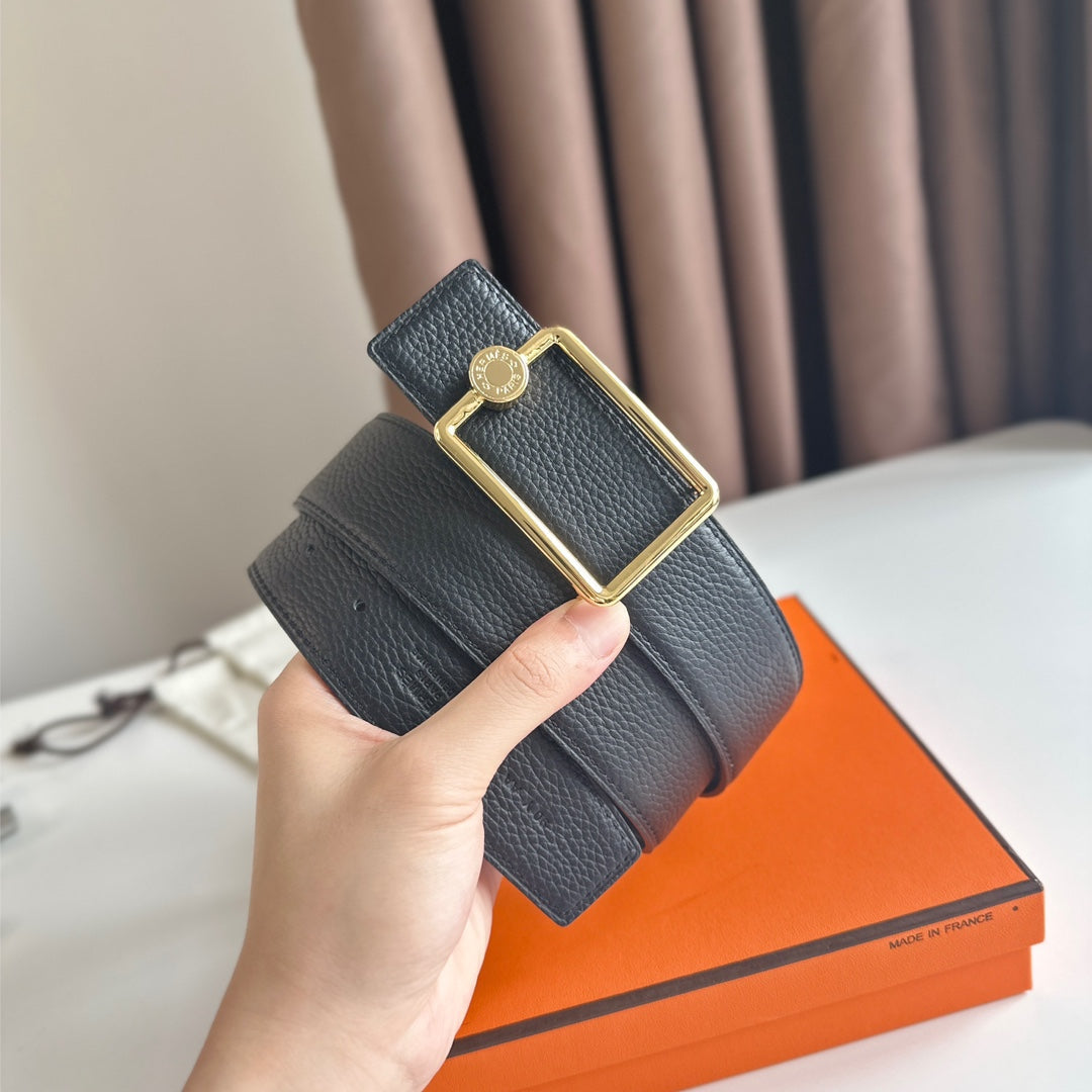 HM OSCAR BELT BUCKLE & REVERSIBLE BLACK LEATHER STRAP 38MM GOLD HARDWARE - 30