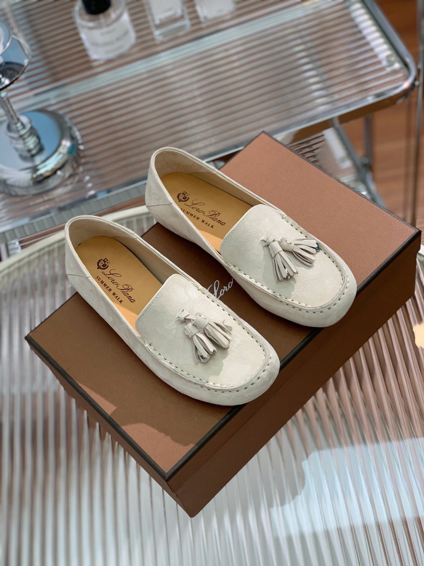 LP DOT SOLE WALK LOAFERS CREAMY WHITE SUEDE - 35