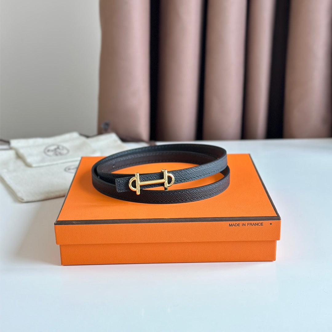 HM GAMMA BUCKLE & REVERSIBLE BLACK LEATHER STRAP 13MM GOLD HARDWARE - 30