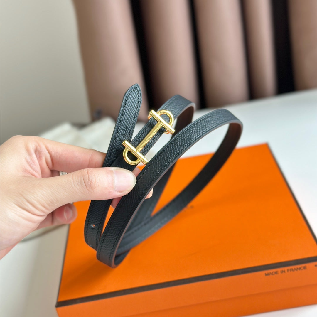 HM GAMMA BUCKLE & REVERSIBLE BLACK LEATHER STRAP 13MM GOLD HARDWARE - 30
