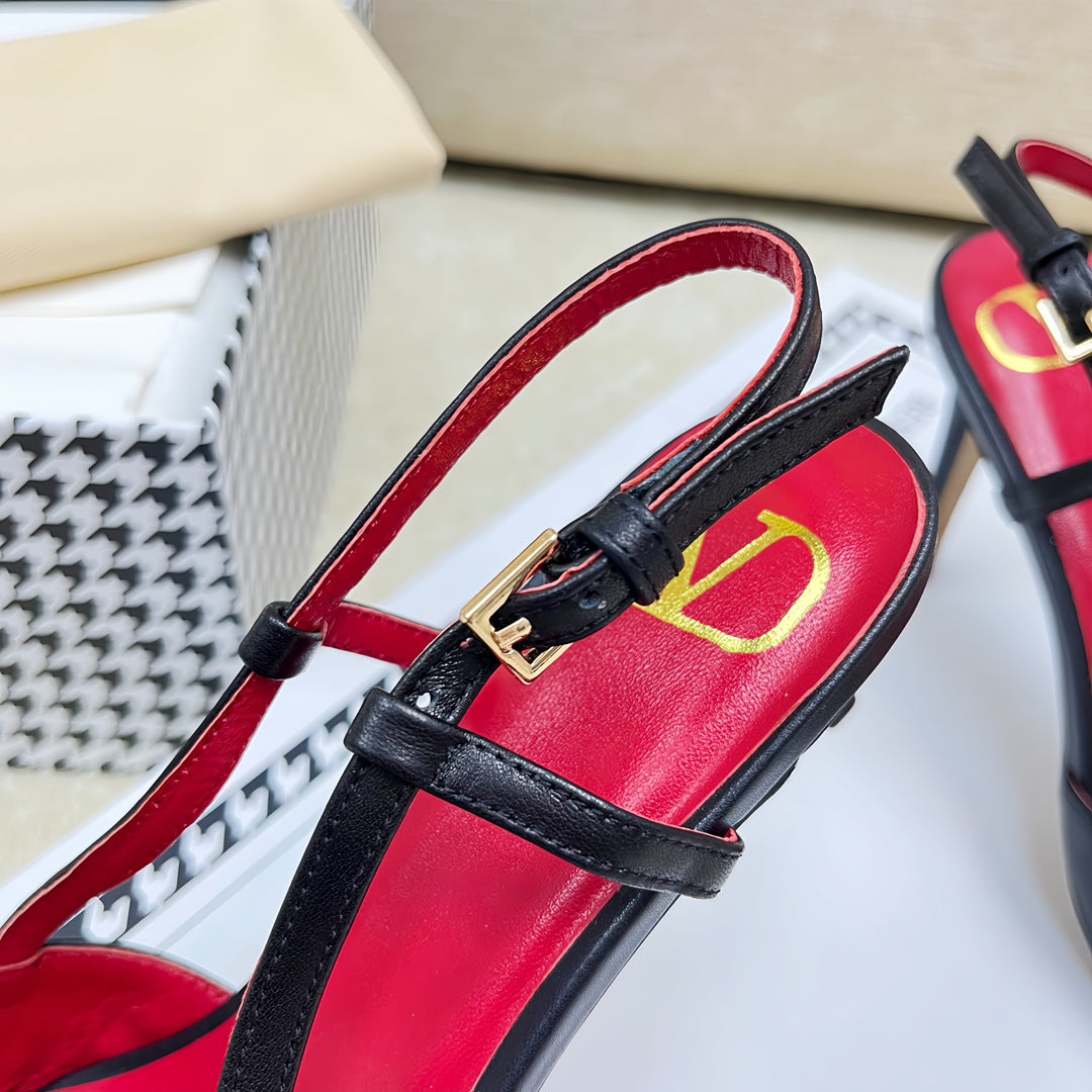 VLOGO SLINGBACK PUMP IN BLACK CALFSKIN LEATHER WITH GOLD LOGO - 35 / 4 cm