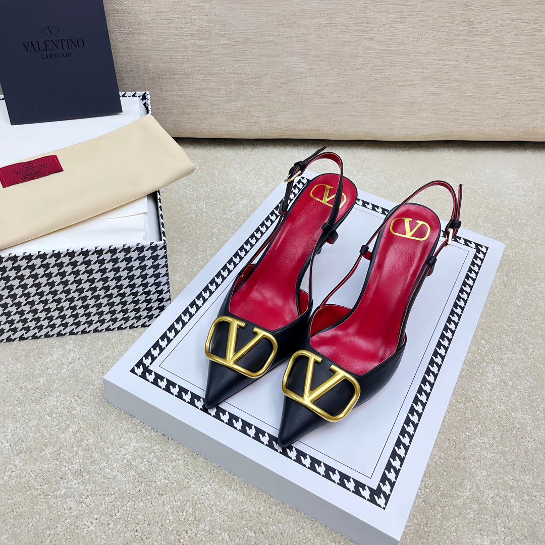 VLOGO SLINGBACK PUMP IN BLACK CALFSKIN LEATHER WITH GOLD LOGO - 35 / 4 cm