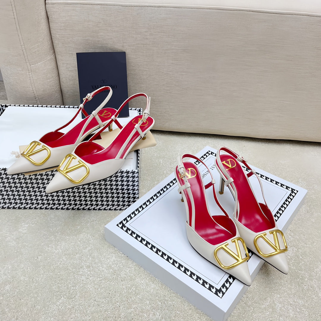 VLOGO SLINGBACK PUMP IN WHITE CALFSKIN LEATHER WITH GOLD LOGO - 35 / 4 cm