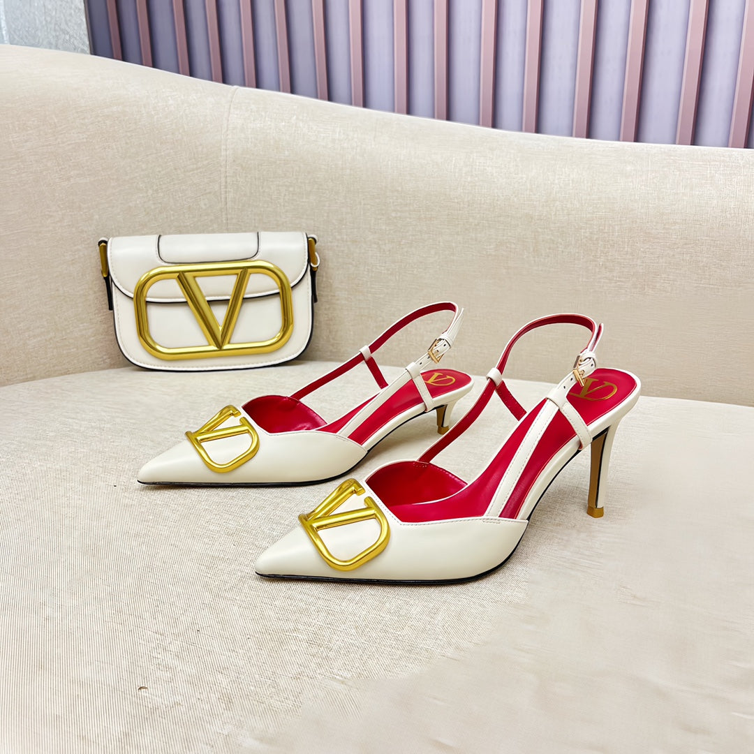 VLOGO SLINGBACK PUMP IN WHITE CALFSKIN LEATHER WITH GOLD LOGO - 35 / 4 cm