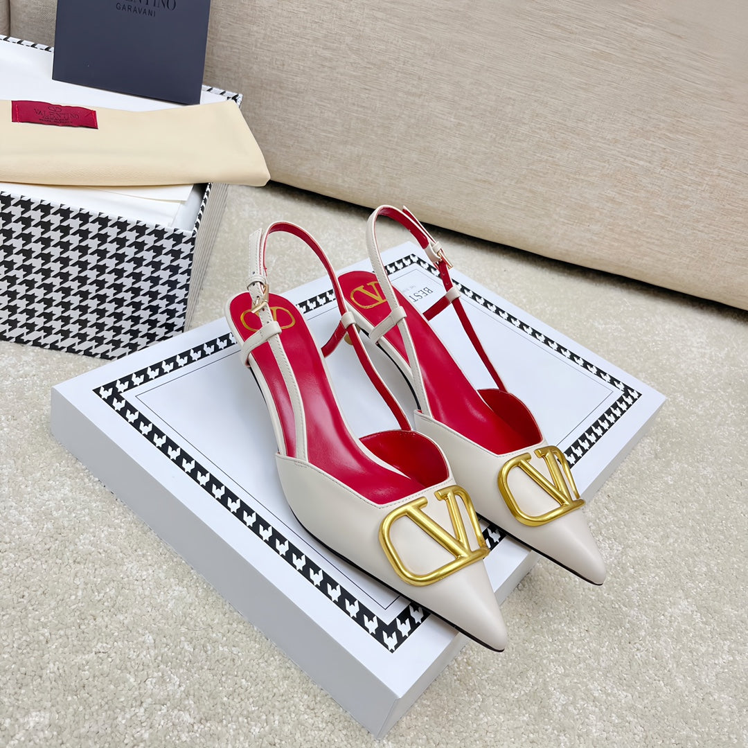 VLOGO SLINGBACK PUMP IN WHITE CALFSKIN LEATHER WITH GOLD LOGO - 35 / 4 cm