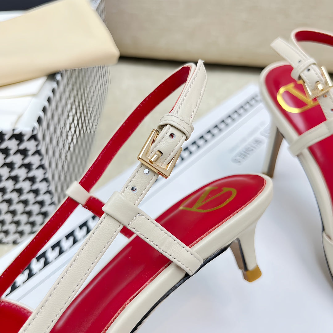 VLOGO SLINGBACK PUMP IN WHITE CALFSKIN LEATHER WITH GOLD LOGO - 35 / 4 cm