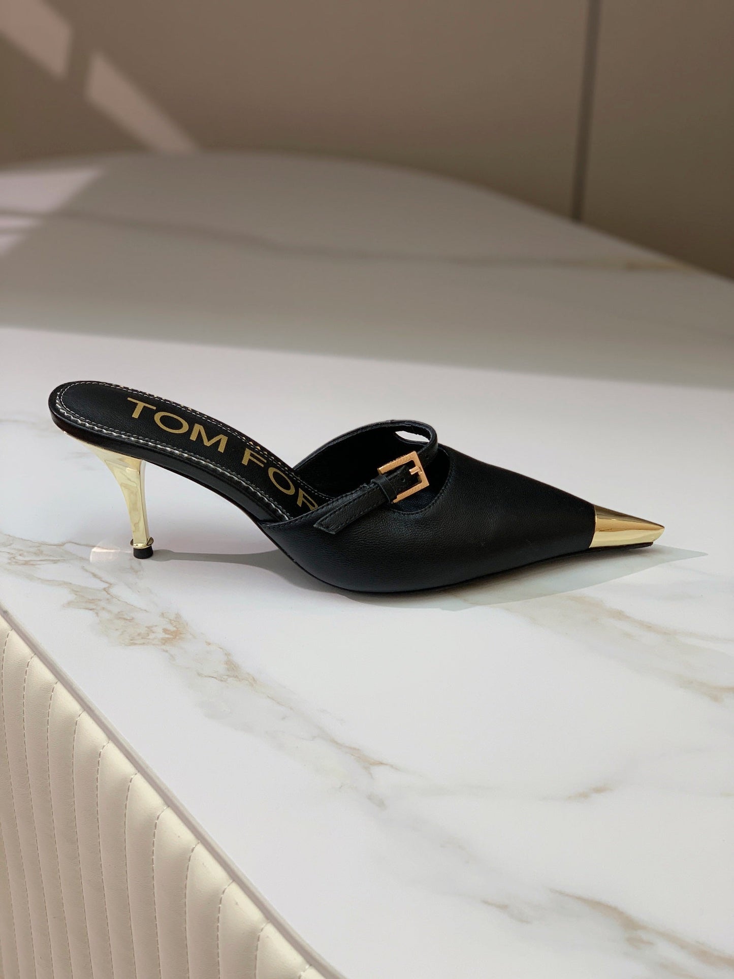 HIGH PUMP MULE 7 CM IN BLACK CALFSKIN