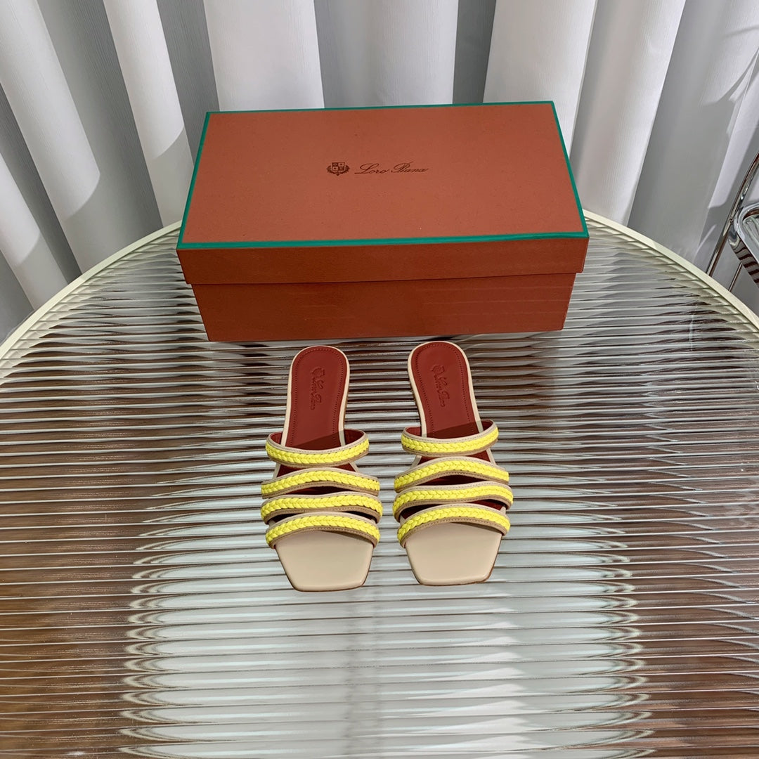 LP SPRIGHTLY CHARMS FLAT SANDAL LEMON CALFSKIN - 35