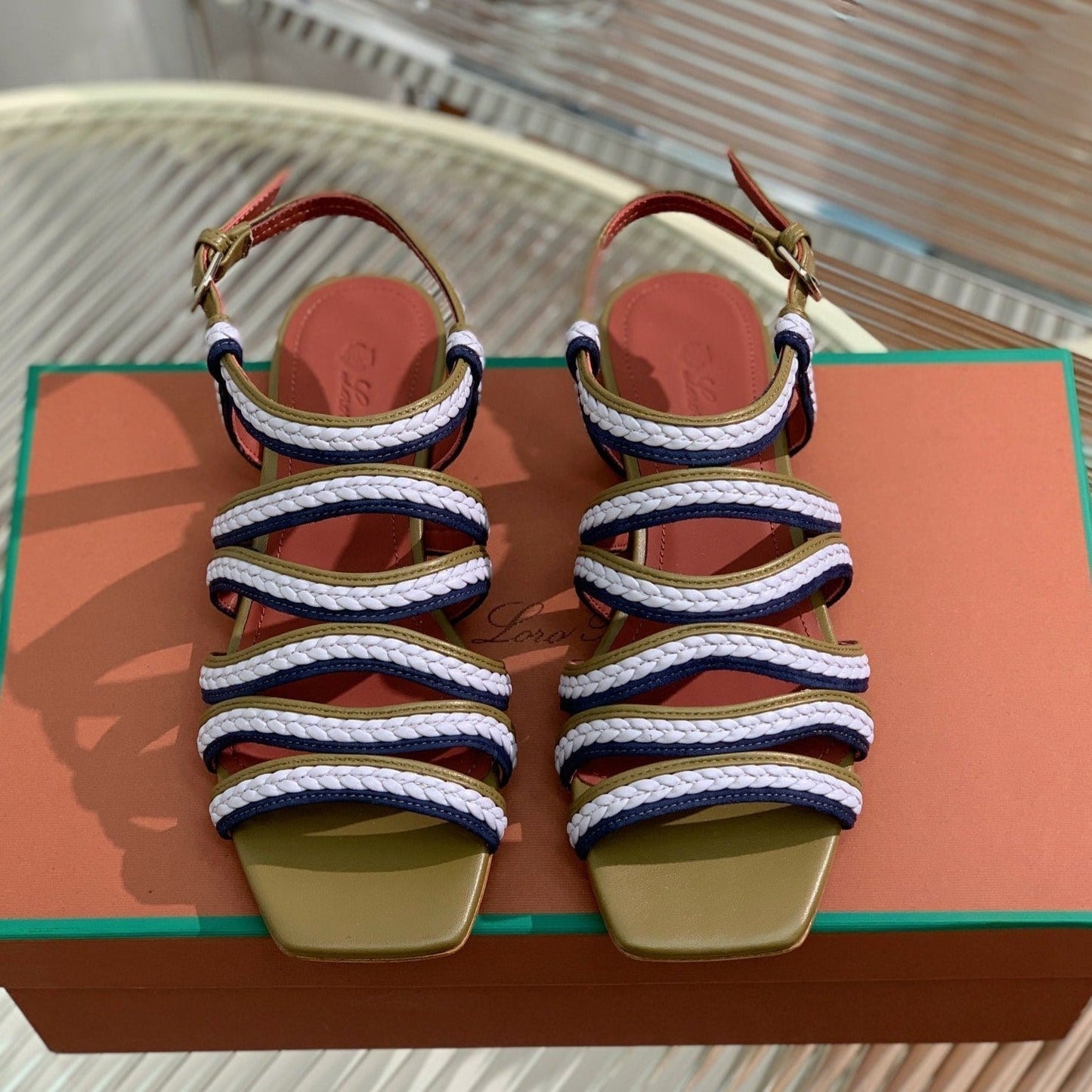 LP SPRIGHTLY CHARMS SANDAL WHITE AND OLIVE CALFSKIN - 35