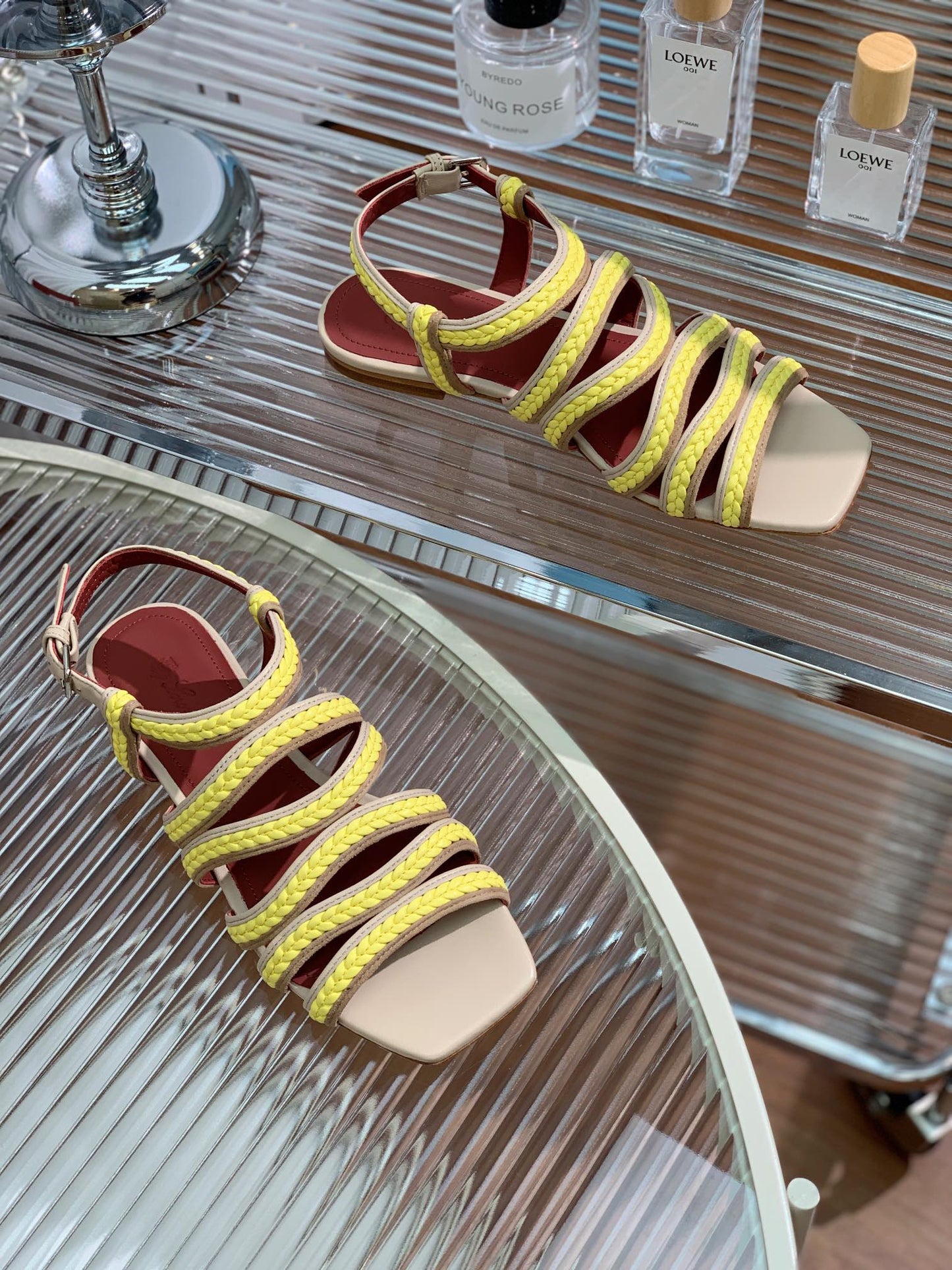 LP SPRIGHTLY CHARMS SANDAL LEMON CALFSKIN - 35