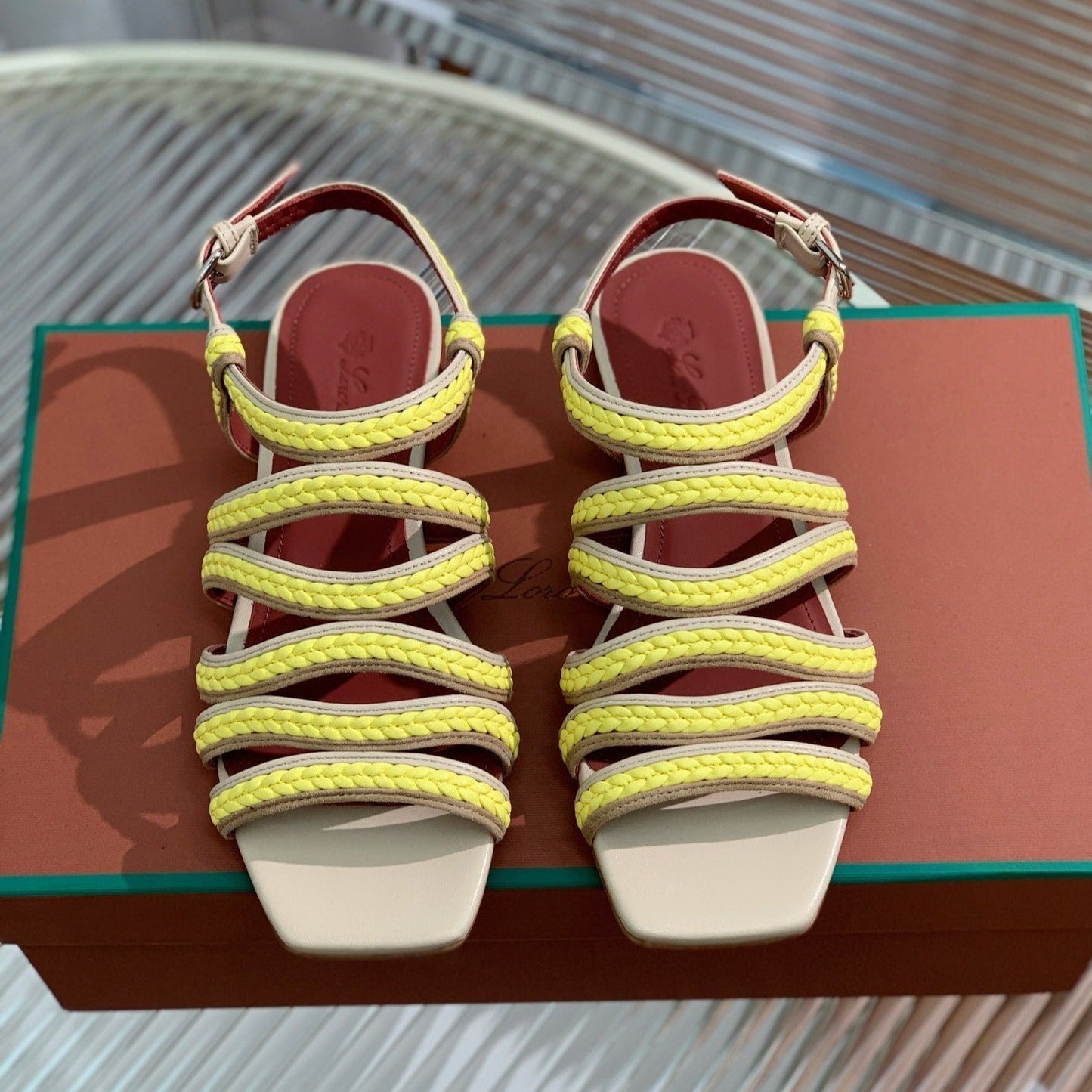 LP SPRIGHTLY CHARMS SANDAL LEMON CALFSKIN - 35