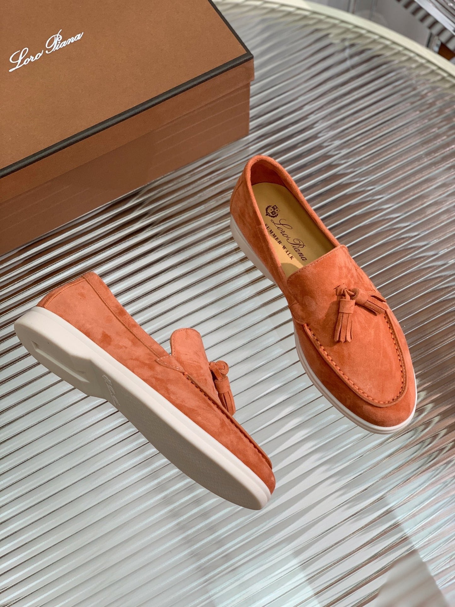 LP SUMMER WALK TASSELS LOAFERS FIRE SUEDE - 35