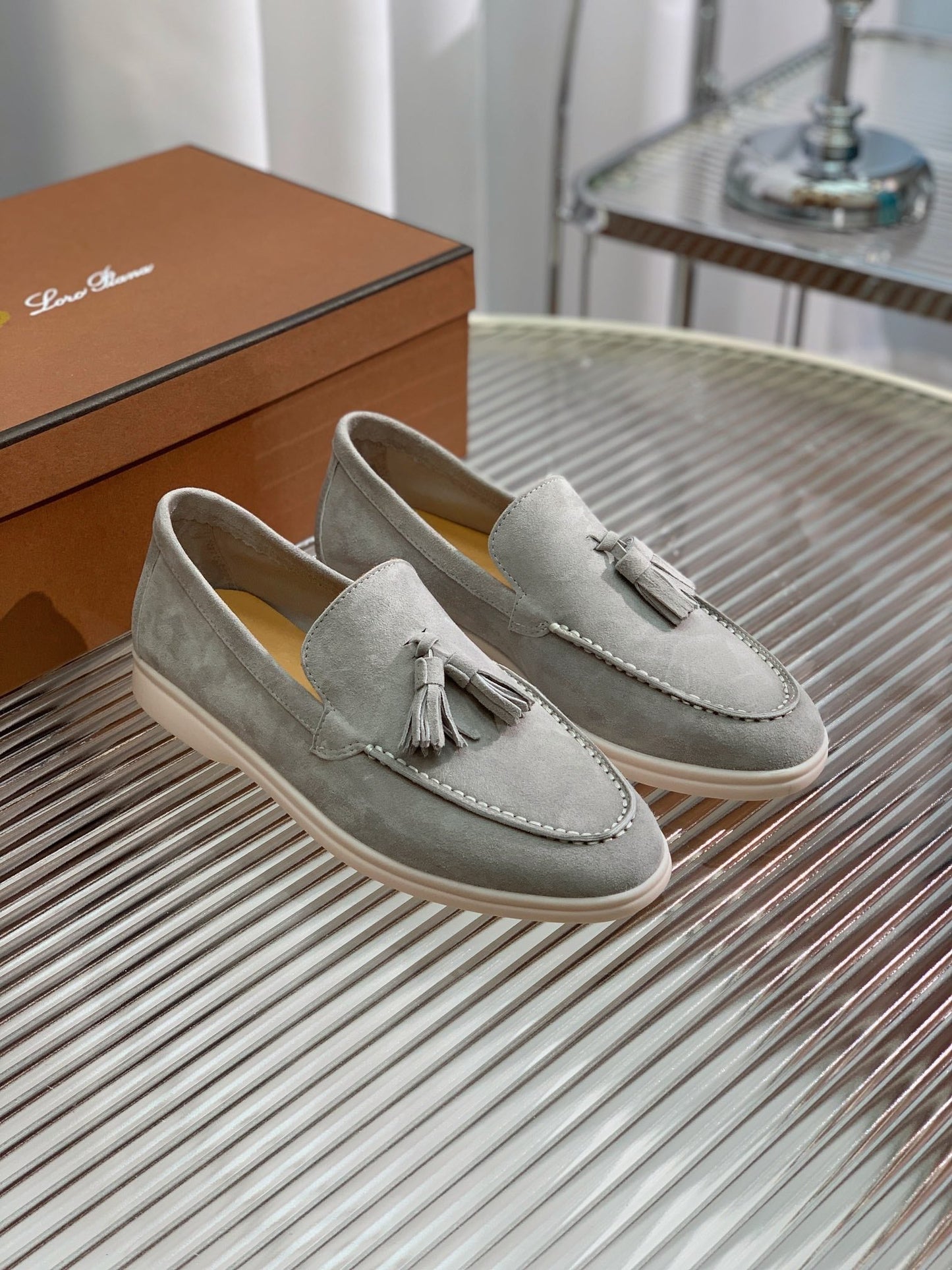 LP SUMMER WALK TASSELS LOAFERS LIGHT GRAY SUEDE - 35