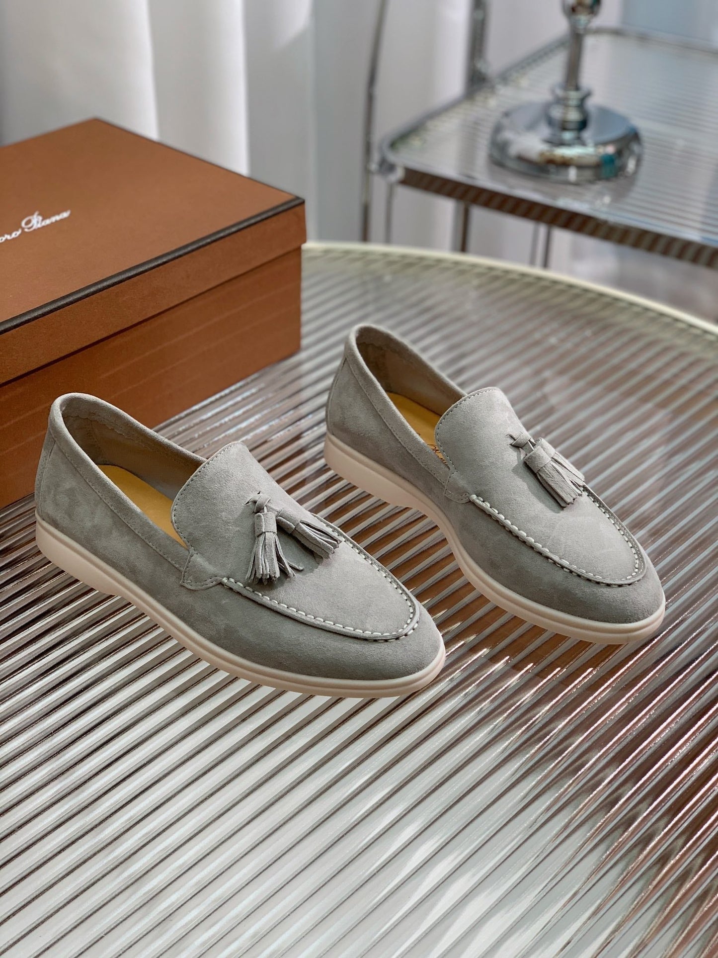 LP SUMMER WALK TASSELS LOAFERS LIGHT GRAY SUEDE - 35