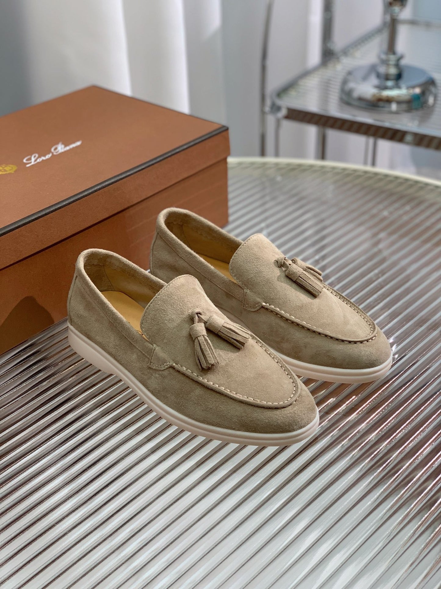 LP SUMMER WALK TASSELS LOAFERS KHAKI SUEDE - 35