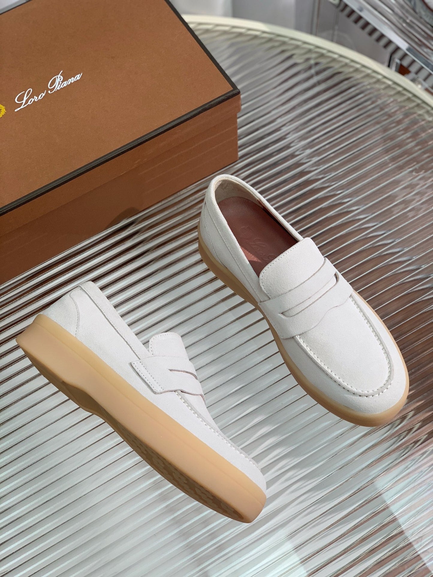 LP RETRO SUMMER  WALK LOAFERS WHITE SUEDE - 35