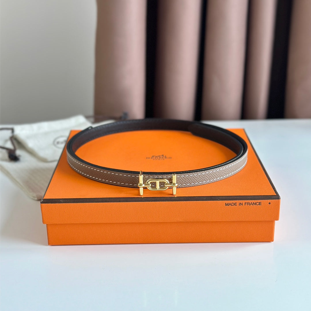 HM ANCRE BUCKLE & REVERSIBLE BLACK AND KHAKI BROWN LEATHER STRAP 13MM GOLD HARDWARE - 30
