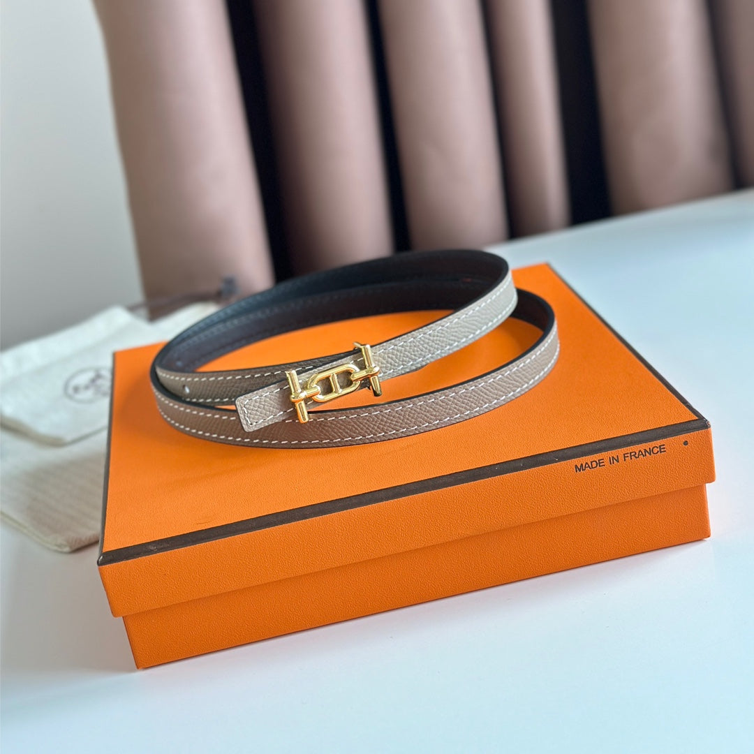 HM ANCRE BUCKLE & REVERSIBLE BLACK AND KHAKI BROWN LEATHER STRAP 13MM GOLD HARDWARE - 30