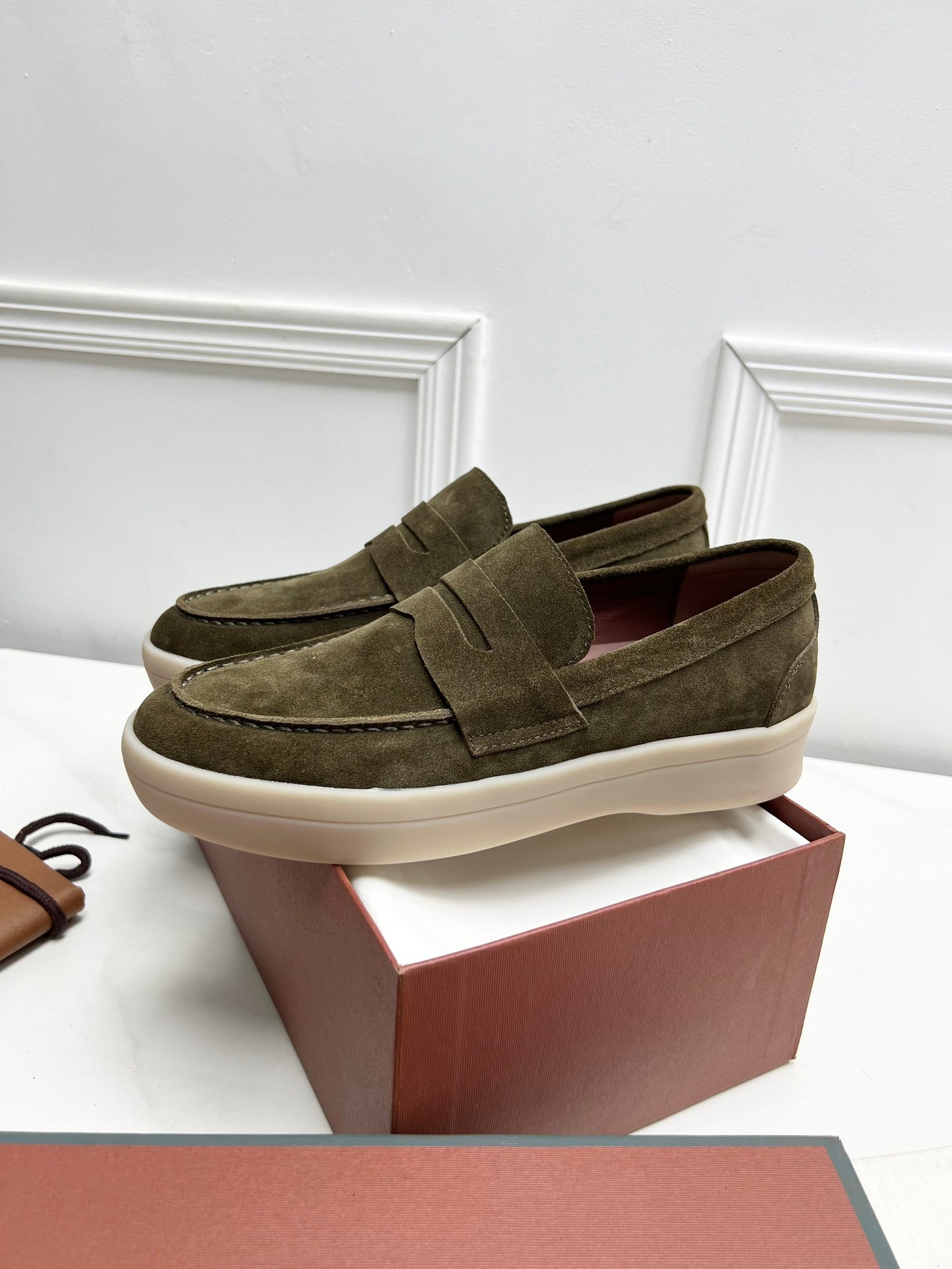 LP RETRO SUMMER WALK LOAFERS OLIVE SUEDE - 38