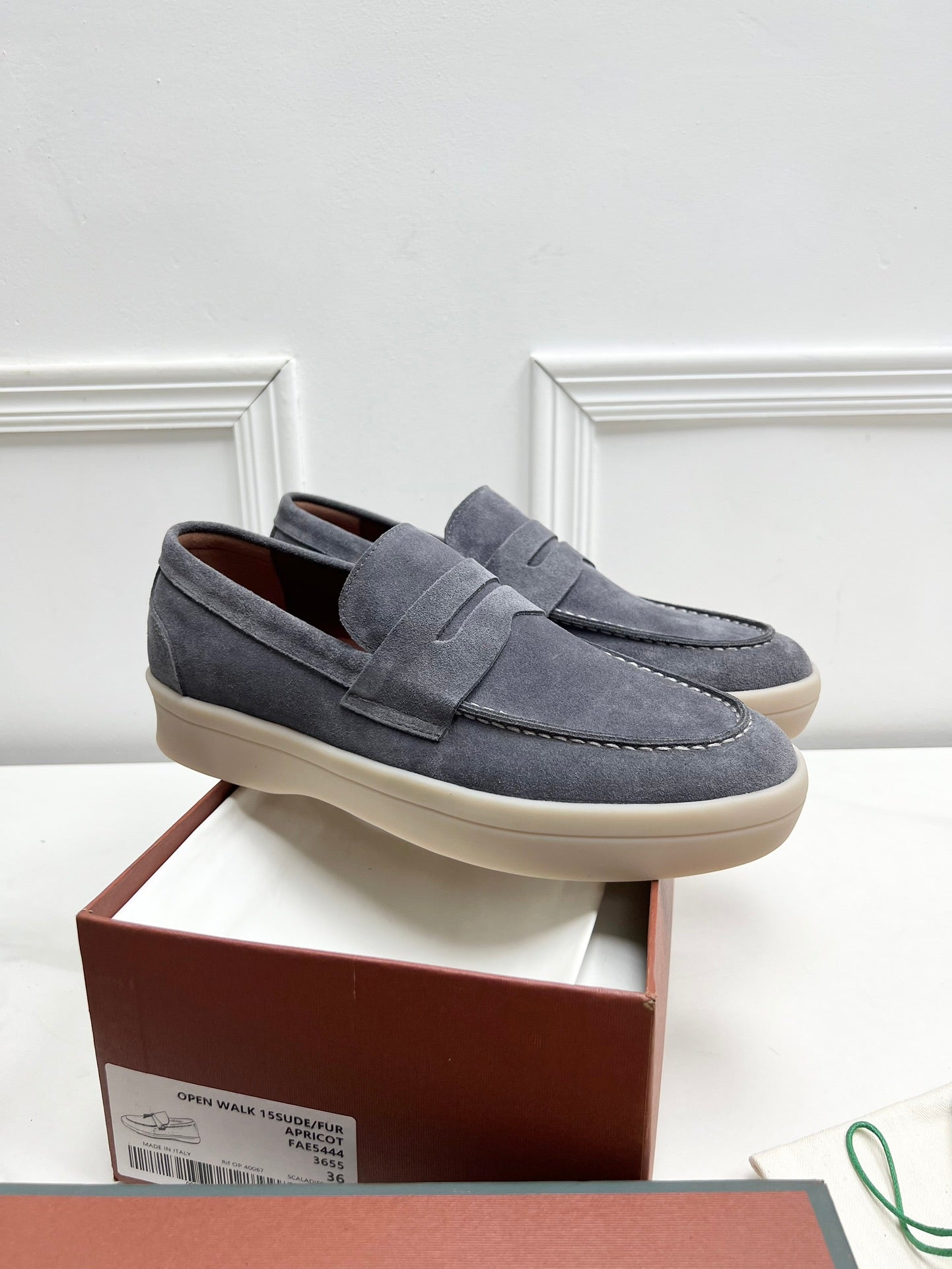 LP RETRO SUMMER WALK LOAFERS GRAY SUEDE - 38