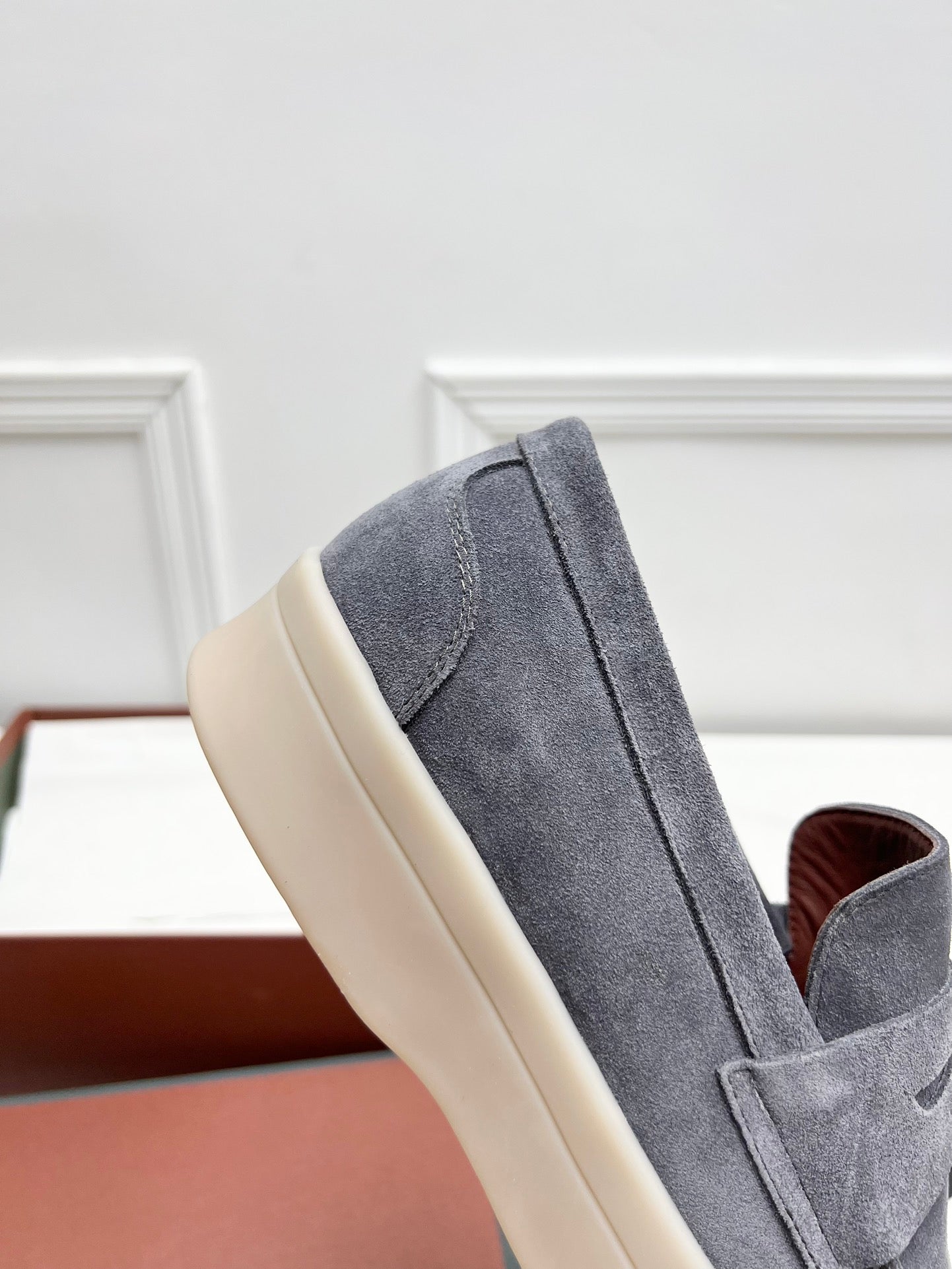 LP RETRO SUMMER WALK LOAFERS GRAY SUEDE - 38