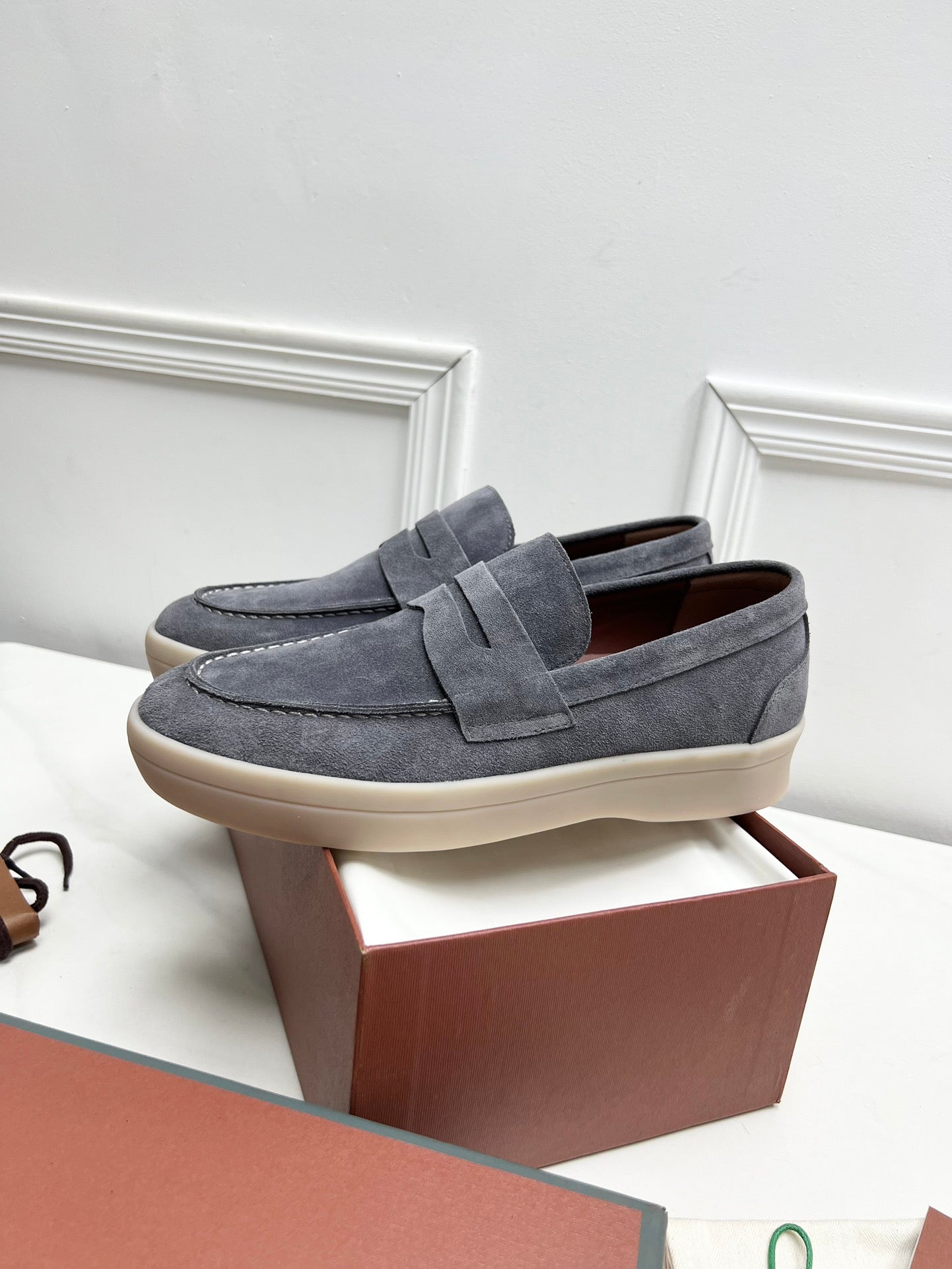 LP RETRO SUMMER WALK LOAFERS GRAY SUEDE - 38