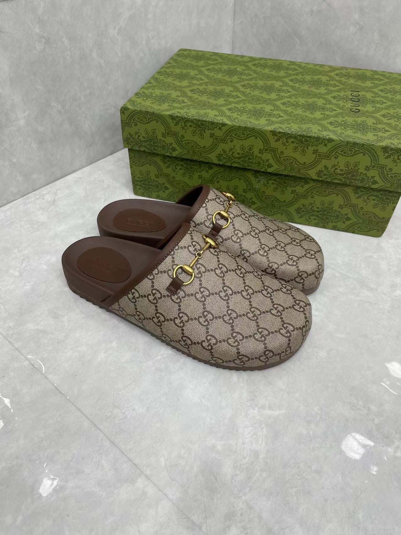 MULE WITH GOLD HORSEBIT IN BEIGE AND EBONY MONOGRAM CANVAS - 36