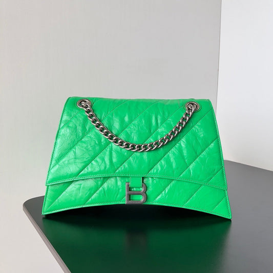 СУМКА CRUSH CHAINED BAG 32 ІЗ ЗЕЛЕНОЇ стьобаної жатої телячої шкіри, СРІБНА ФУРНІТУРА