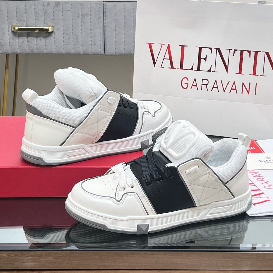VALENTINO 25S GARAVANI OPEN SKATE SNEAKERS IN WHITE MIX BLACK LAMBSKIN STYLE 9 - 35