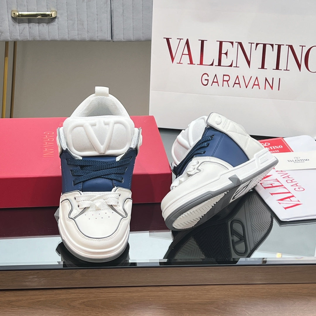 VALENTINO 25S GARAVANI OPEN SKATE SNEAKERS IN WHITE MIX DARK BLUE LAMBSKIN STYLE 17 - 35