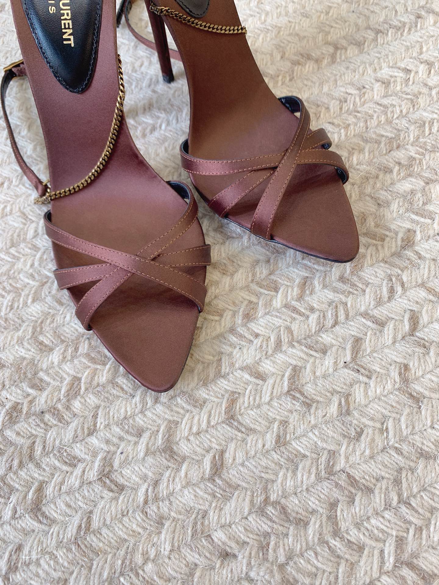 CROSS STRAP HIGH HEEL IN CHESTNUT SILK GOLD CHAIN - 34