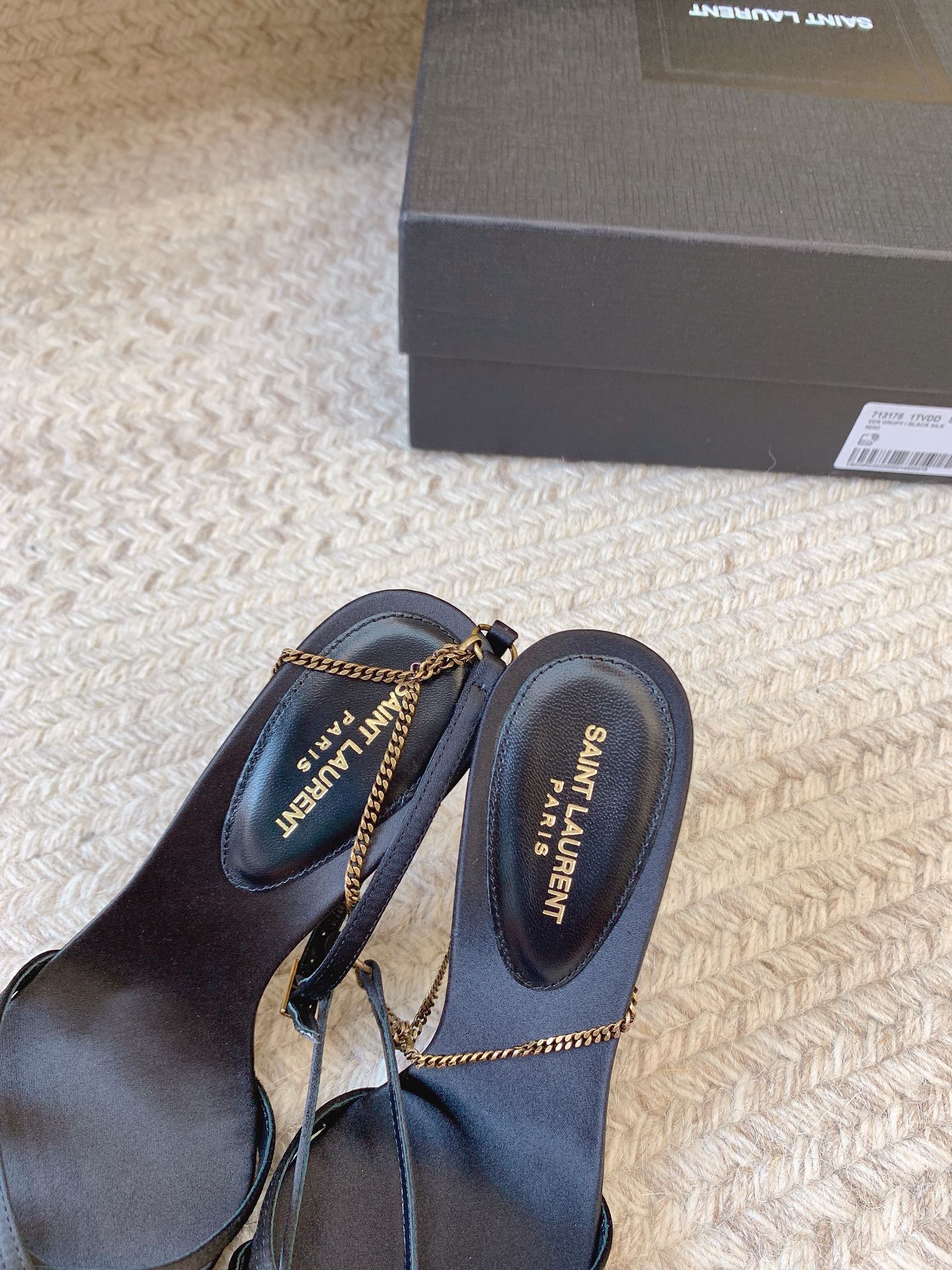 CROSS STRAP HIGH HEEL IN BLACK SILK GOLD CHAIN - 34
