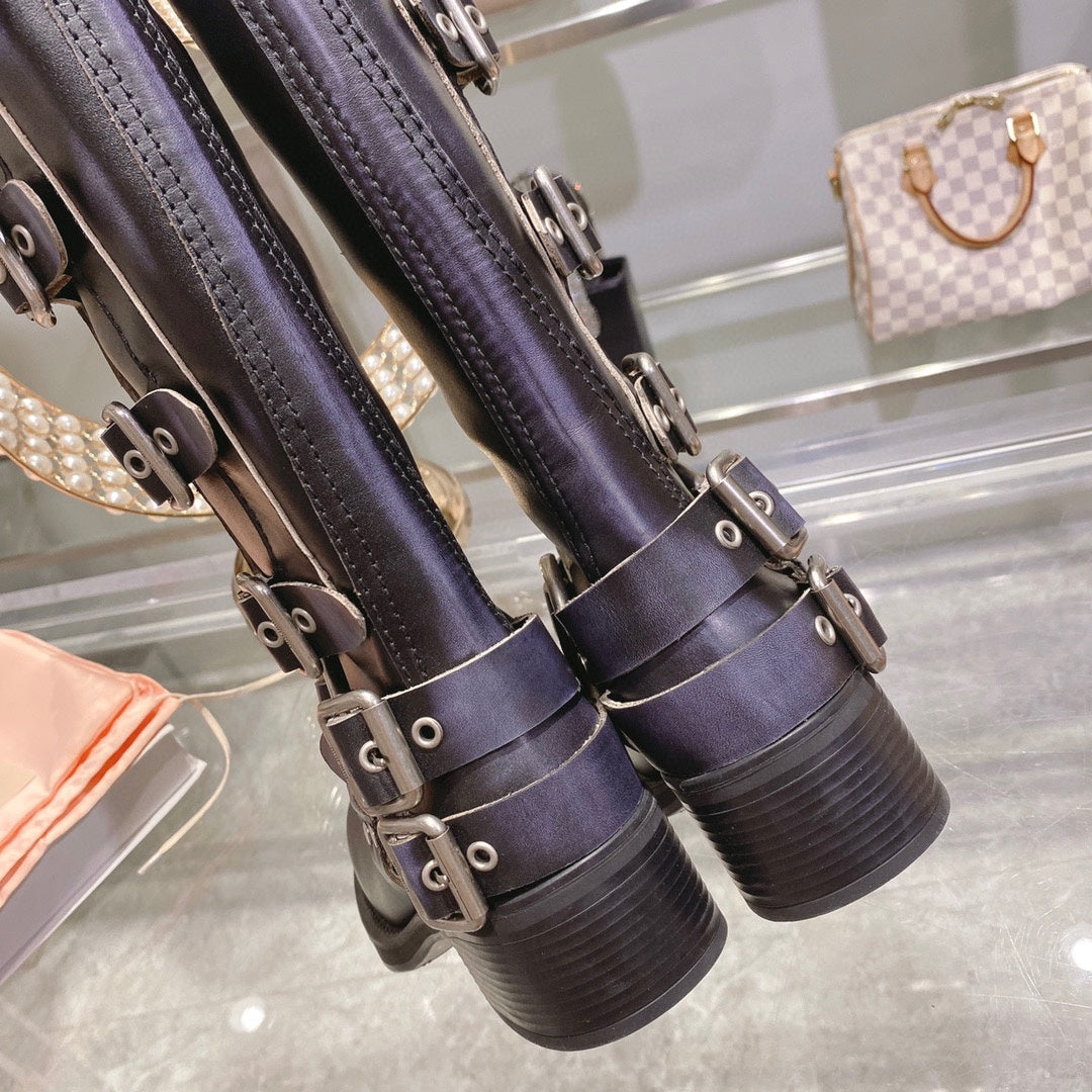 THICK-SOLED BUCKLE BOOTS IN BLACK CALFSKIN - 35