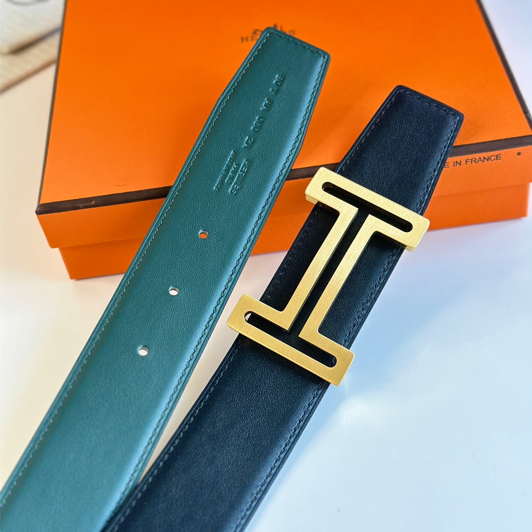 HM  BELT BUCKLE & REVERSIBLE TEAL GREEN AND BLACK LEATHER STRAP 38MM GOLD HARDWARE - 30