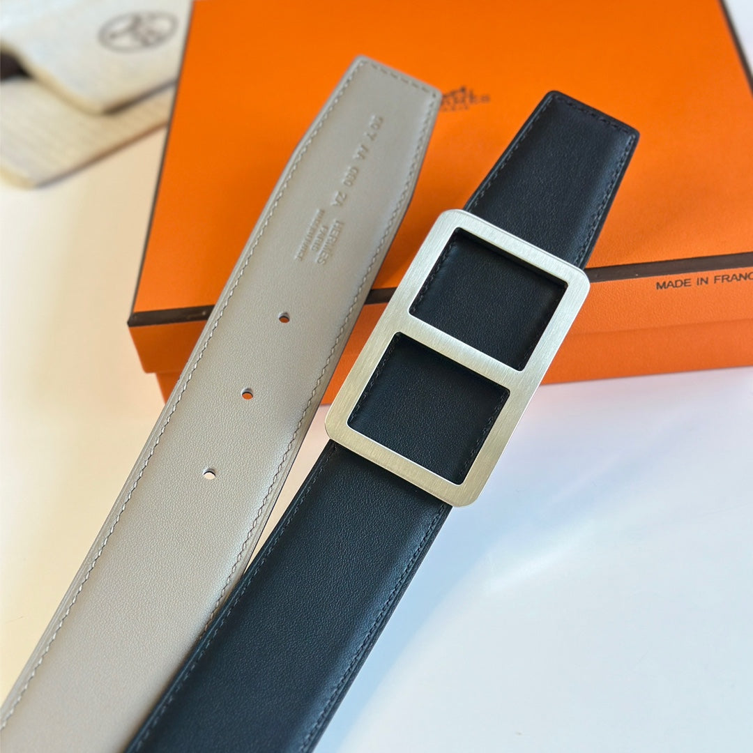 HM  BELT BUCKLE & REVERSIBLE GREY PASTEL AND BLACK LEATHER STRAP 38MM SILVER HARDWARE - 30