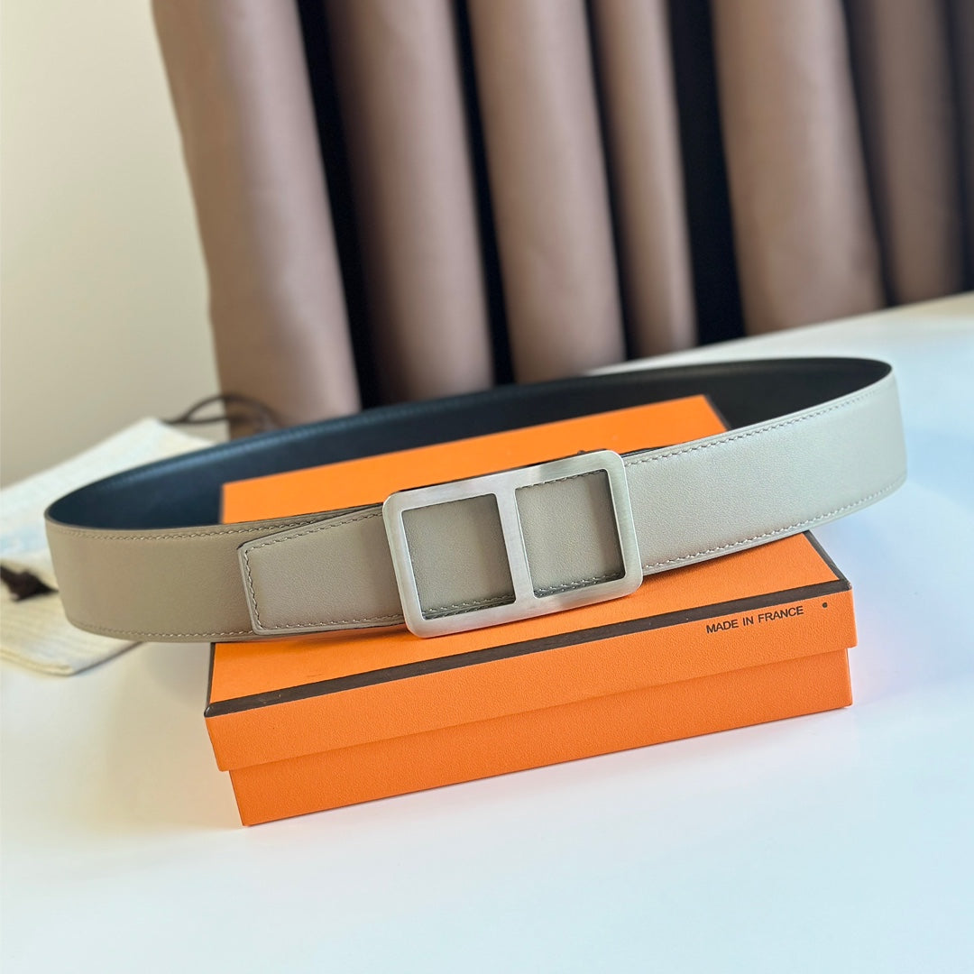 HM  BELT BUCKLE & REVERSIBLE GREY PASTEL AND BLACK LEATHER STRAP 38MM SILVER HARDWARE - 30