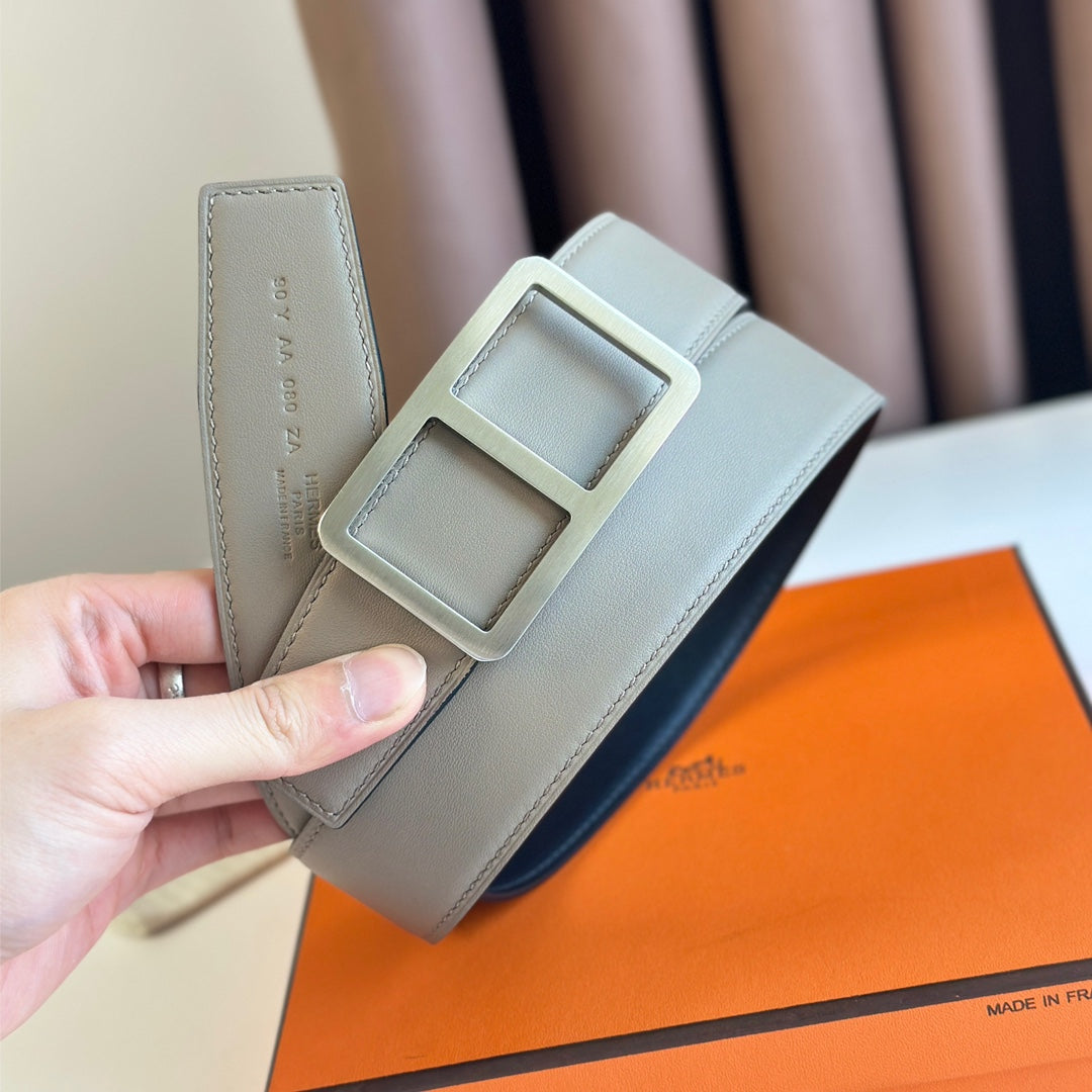 HM  BELT BUCKLE & REVERSIBLE GREY PASTEL AND BLACK LEATHER STRAP 38MM SILVER HARDWARE - 30