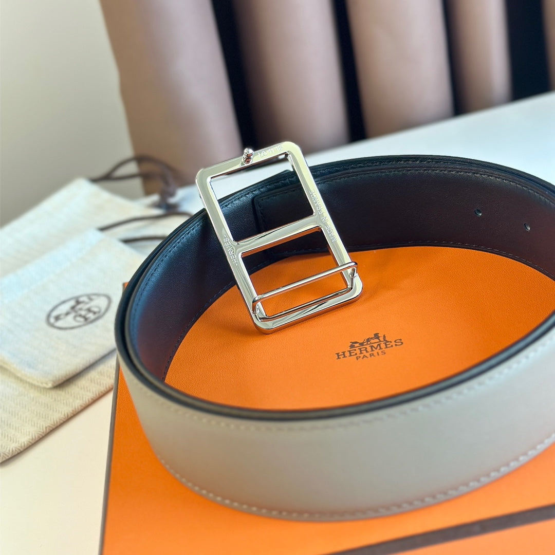 HM  BELT BUCKLE & REVERSIBLE GREY PASTEL AND BLACK LEATHER STRAP 38MM SILVER HARDWARE - 30