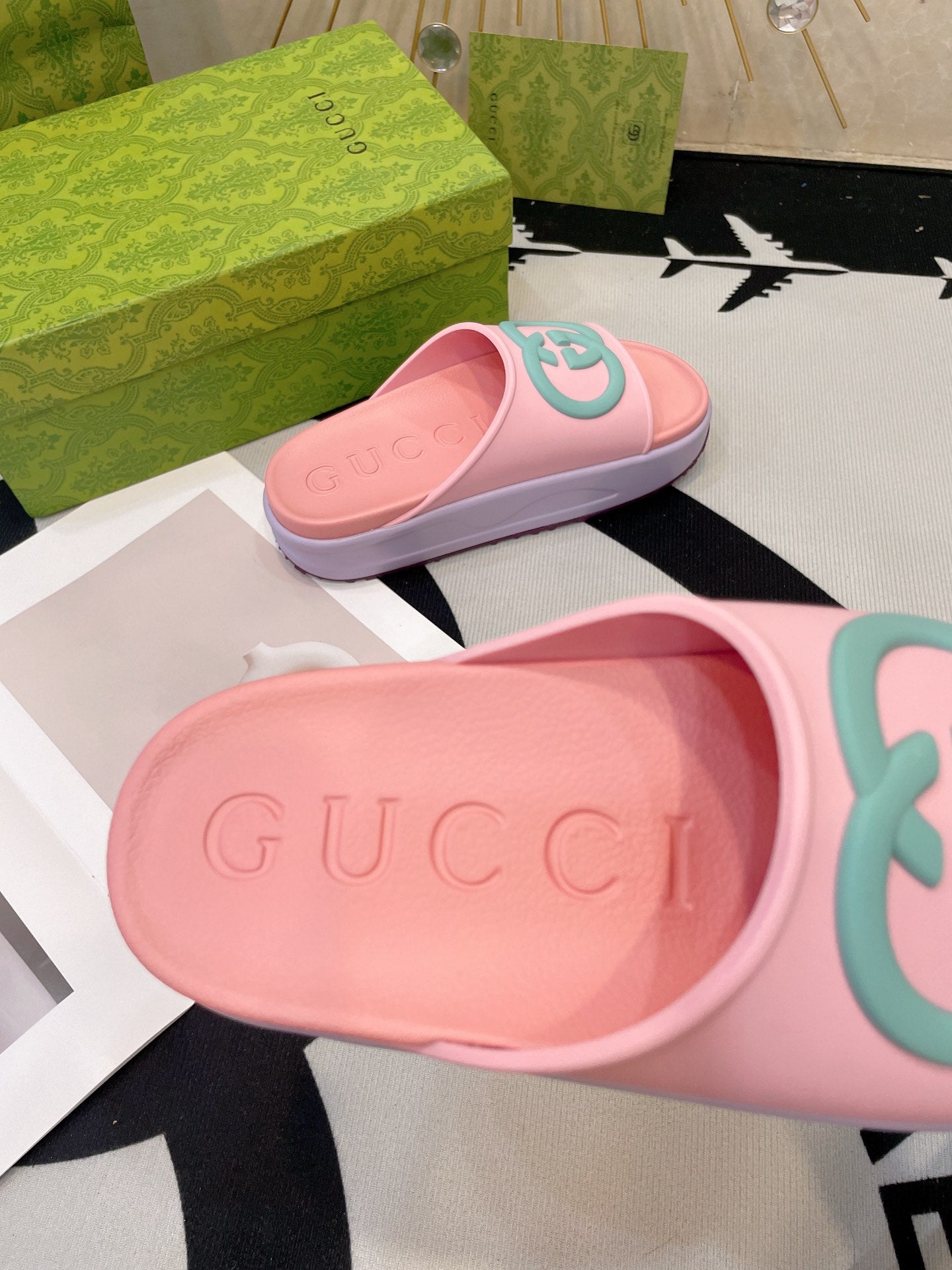 INTERLOCKING G SLIDE SANDAL IN BABY PINK IMPORTED TPU - 35