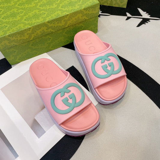 INTERLOCKING G SLIDE SANDAL IN BABY PINK IMPORTED TPU - 35