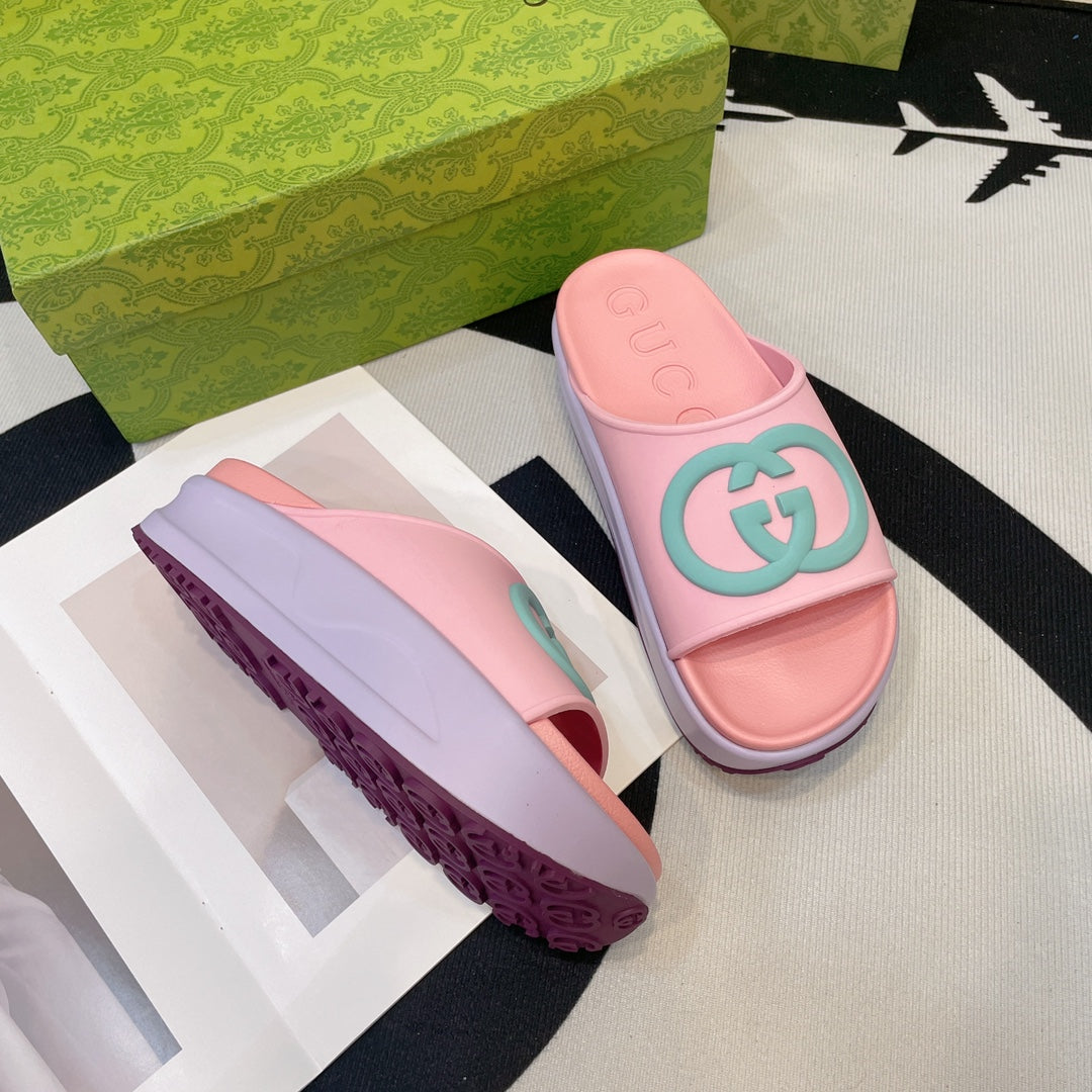 INTERLOCKING G SLIDE SANDAL IN BABY PINK IMPORTED TPU - 35