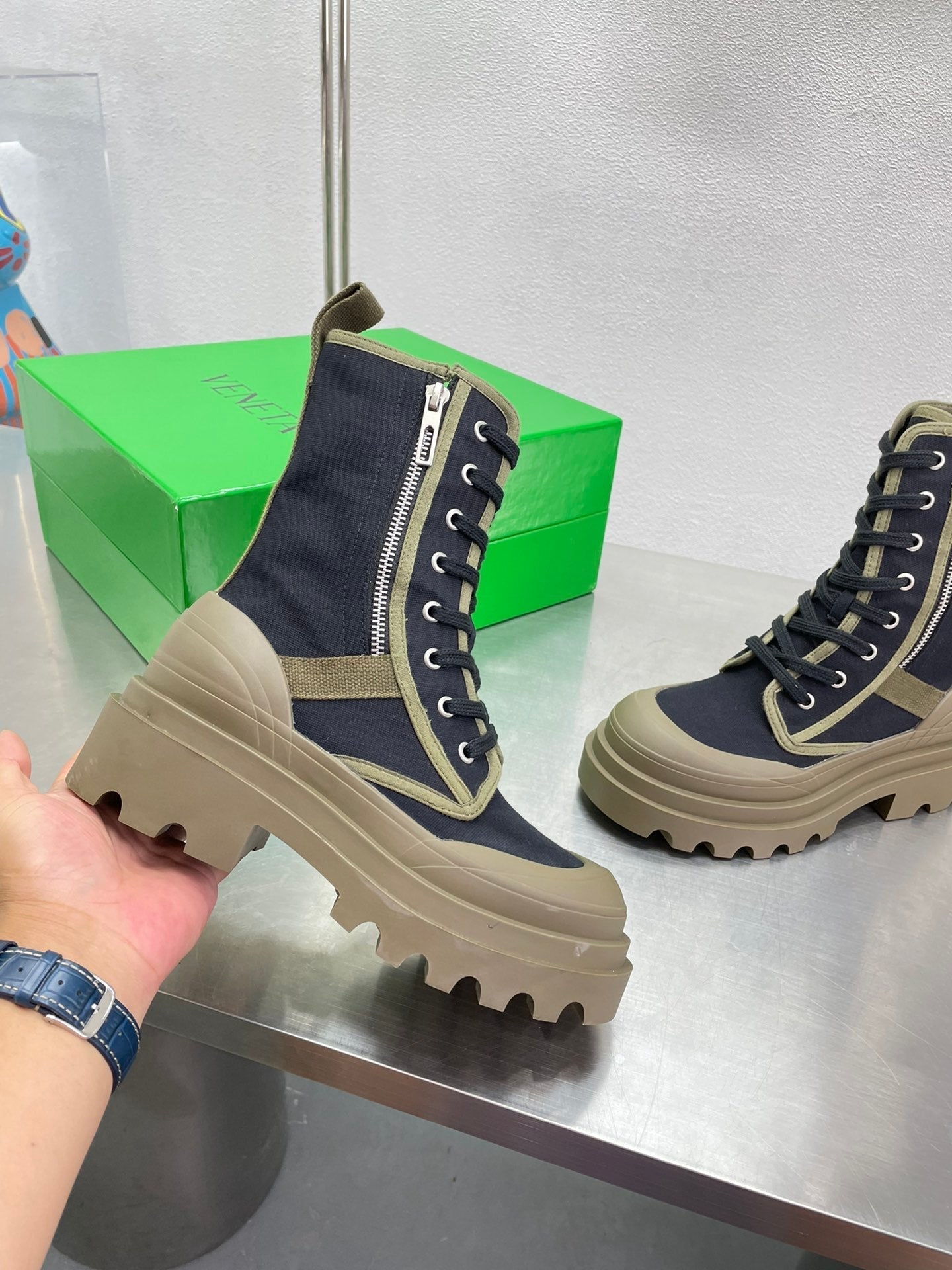 RIBBON BOMBER LACE-UP BOOTS IN BLACK MIX OLIVE GREEN CANVAS - 35