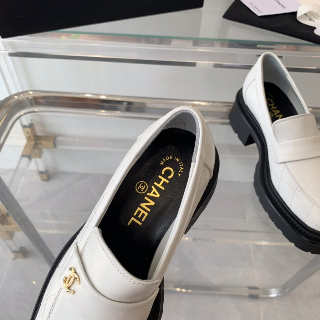 MOCCASINS white CALFSKIN - 35