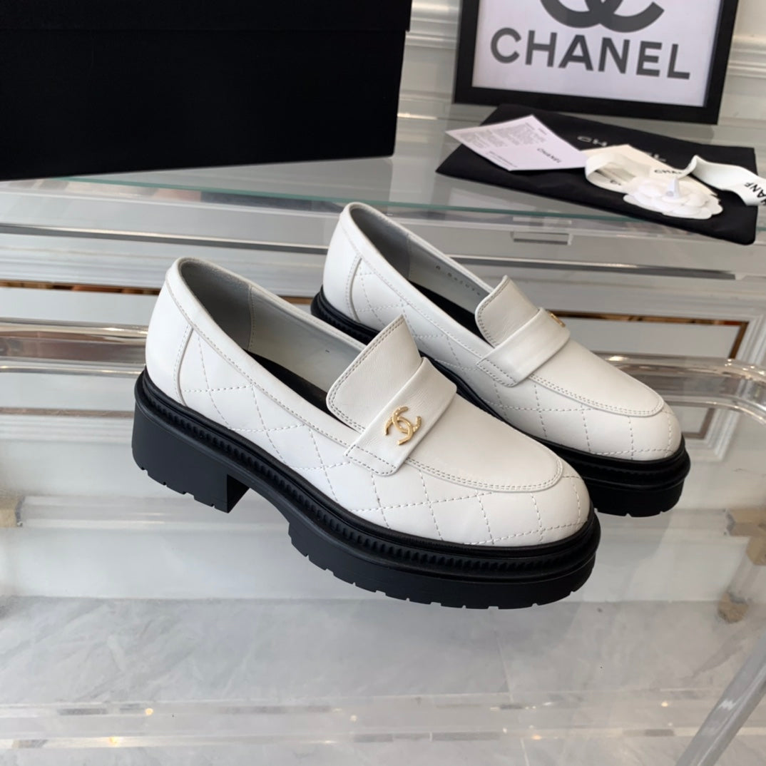 MOCCASINS white CALFSKIN - 35
