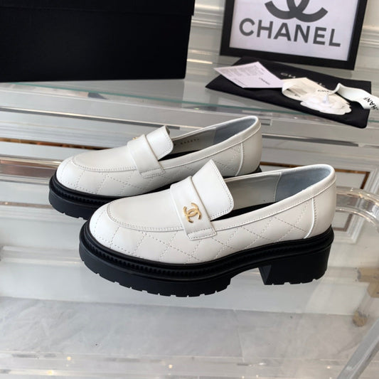 MOCCASINS white CALFSKIN - 35