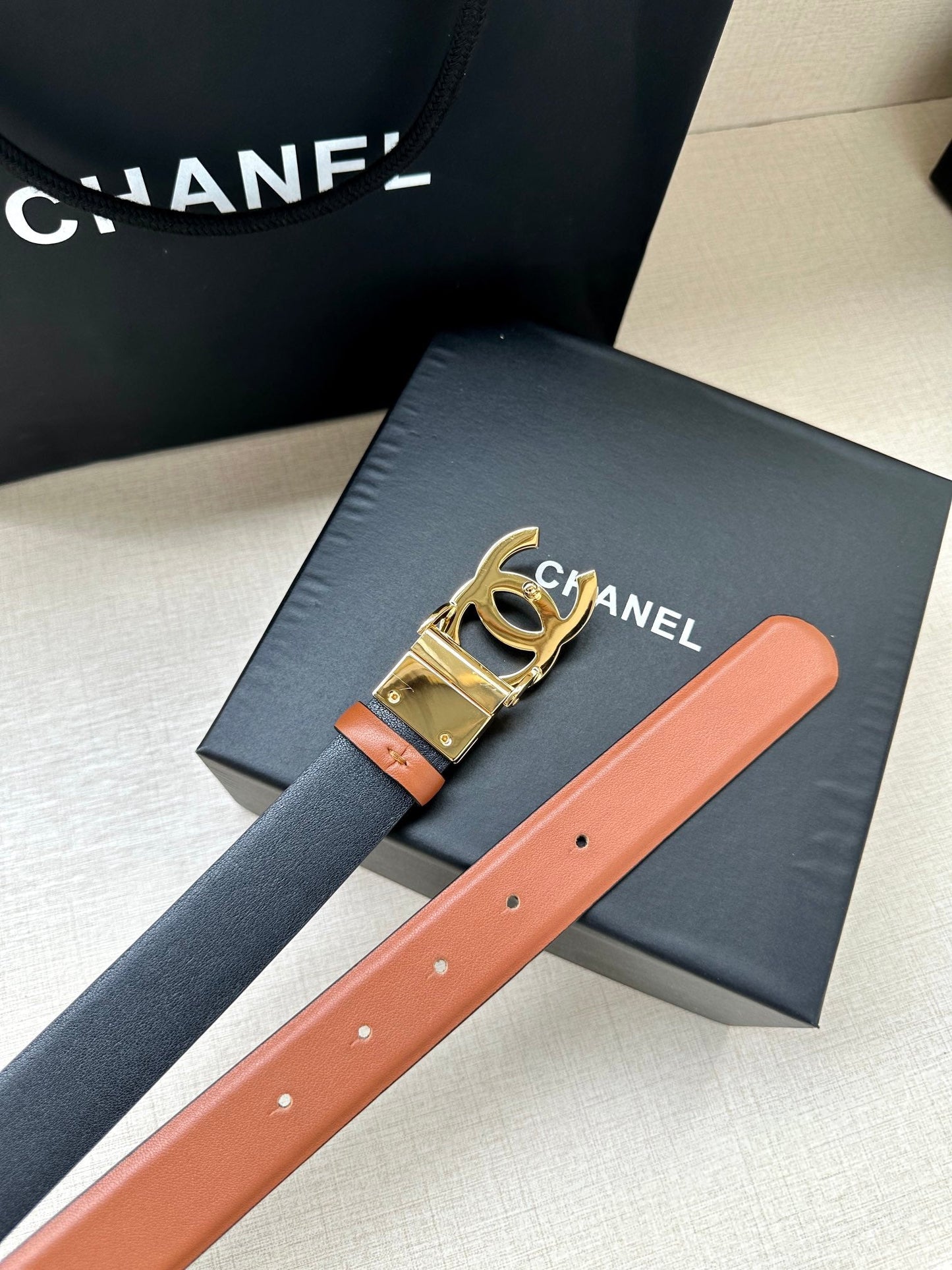 CC 30MM BELT IN BRONZE BROWN AND BLACK CALFSKIN WITH GOLD HARDWARE - 30